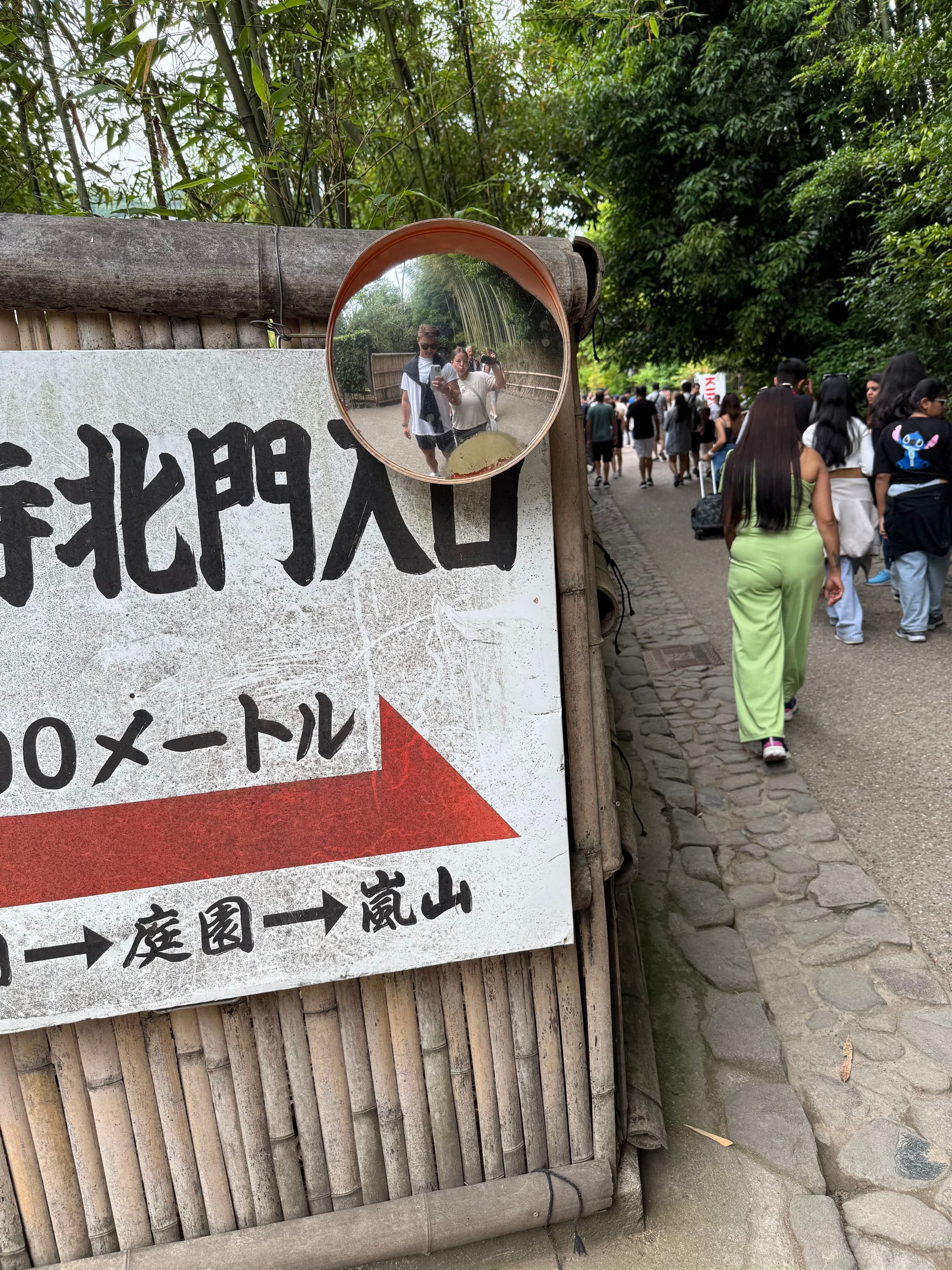 daily squad circle mirror picture